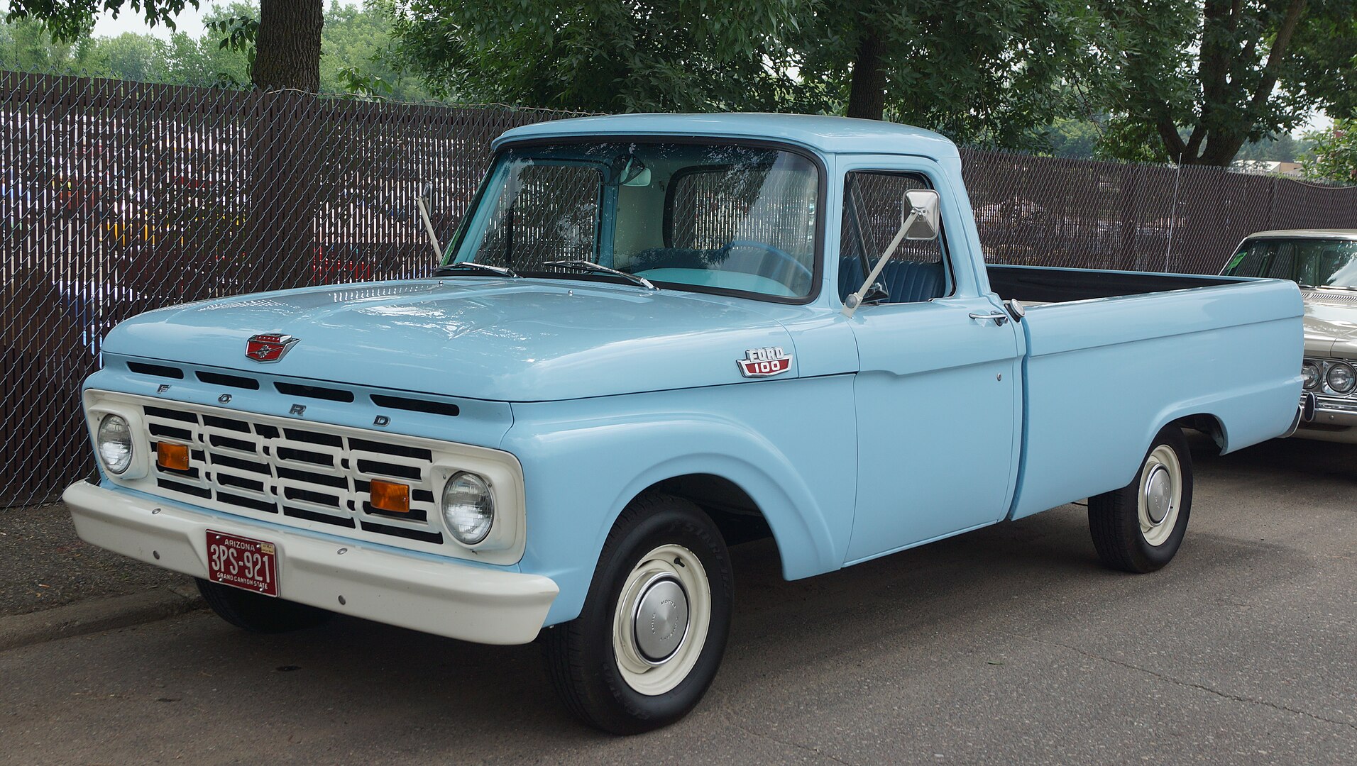 Ford F-100 - vintage trucks