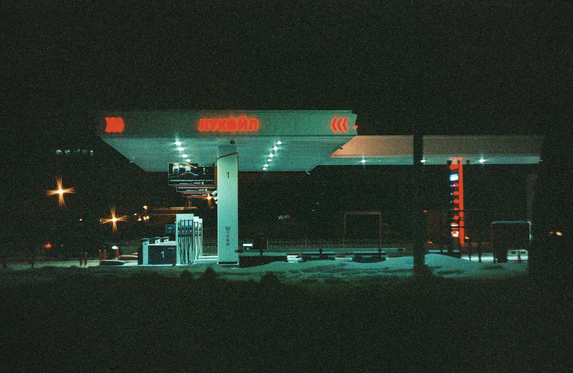 gas station 