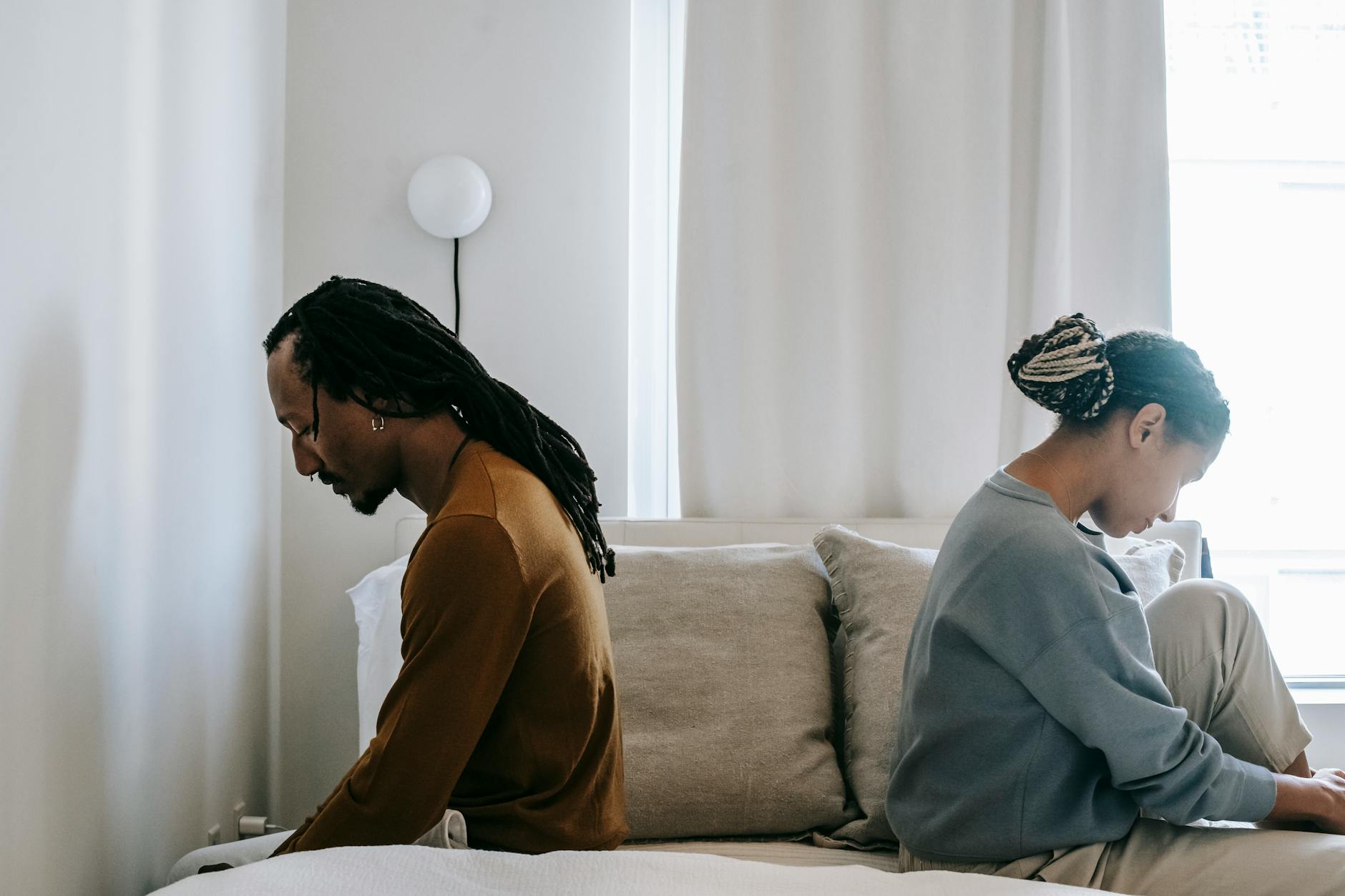 bedroom argue