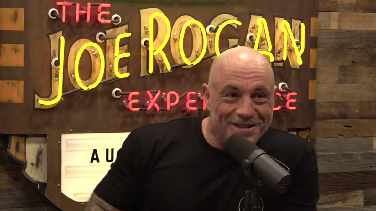 psychological tricks influential men use - Joe Rogan - PowerfulJRE