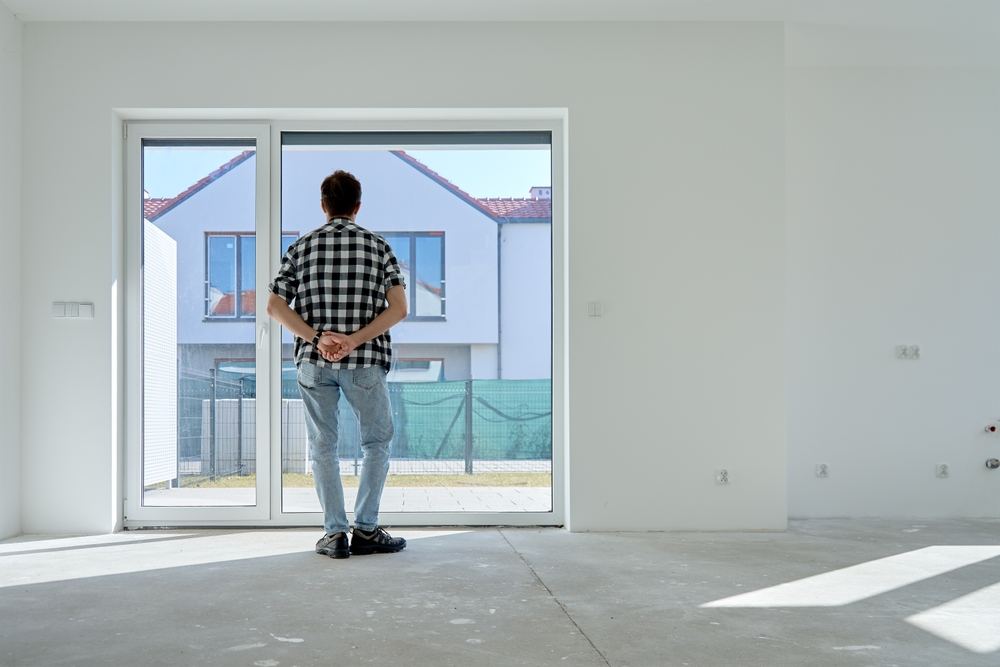 Most Men Make This Mistake While Looking For A New Apartment