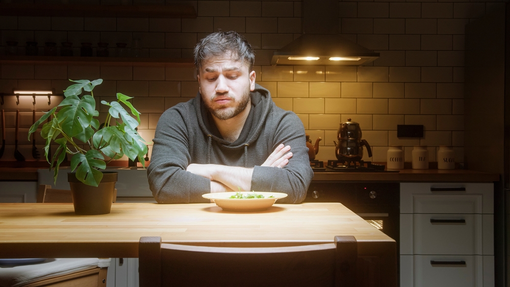 late night loneliness in men